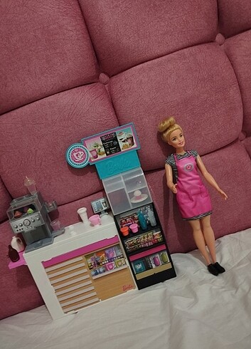 Barbie Barbie espresso cafe oyuncağı