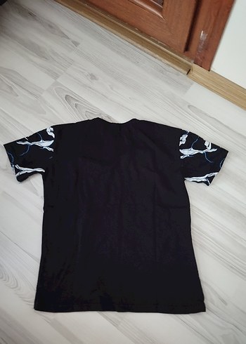 unisex Siyah Batik Desenli Kısa Kollu Tişört