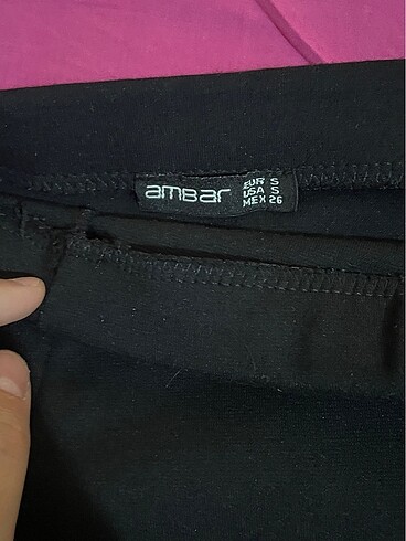 s Beden Siyah Yırtmaçlı Mini Kalem Etek