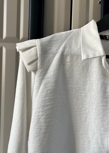 Düğmeli Beyaz Keten Kadın Gömlek - Görsel 2