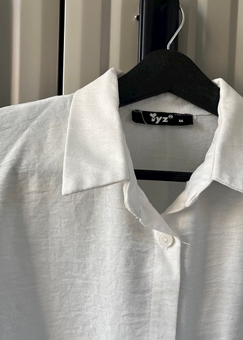 Düğmeli Beyaz Keten Kadın Gömlek - Görsel 3