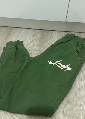 Çocuk Kahverengi Baskılı Salaş Eşofman Altı ve yeşil eşofman - Görsel 9