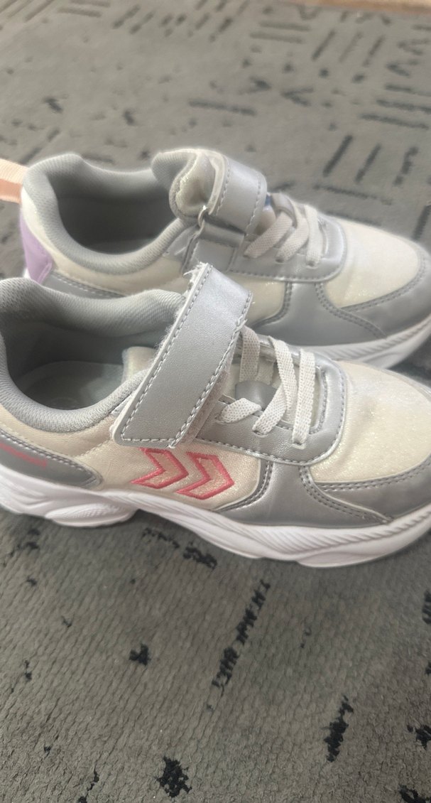 Kız Çocuk Gri Bağcıklı Cırtcırtlı Spor Ayakkabı - Görsel 2