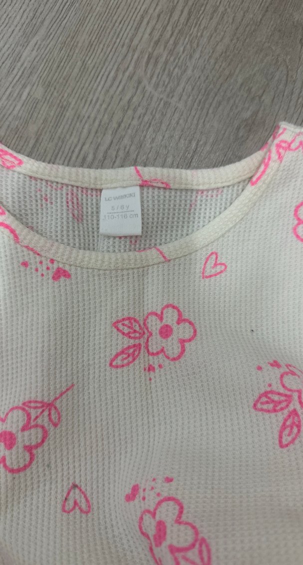 Dantelli Nakışlı Kolsuz Bebek Kız Takımı - Görsel 3