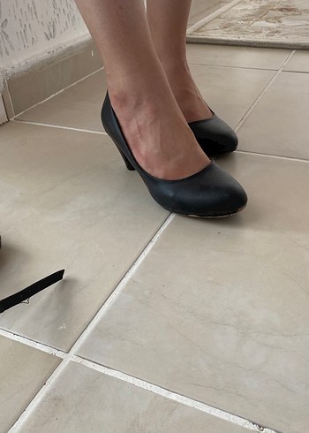 Diğer Siyah Stiletto Topuklu Klasik Kadın Ayakkabı