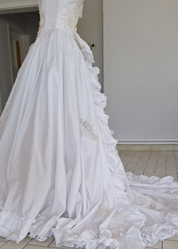 Beyaz Klasik Prenses Gelinlik - Görsel 7