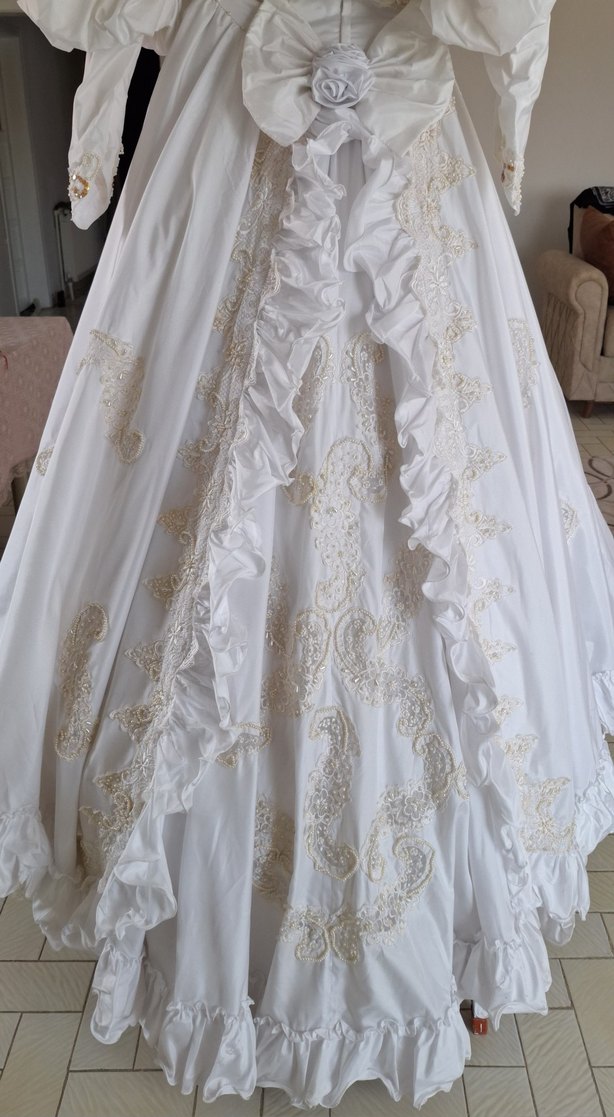 Beyaz Klasik Prenses Gelinlik - Görsel 4