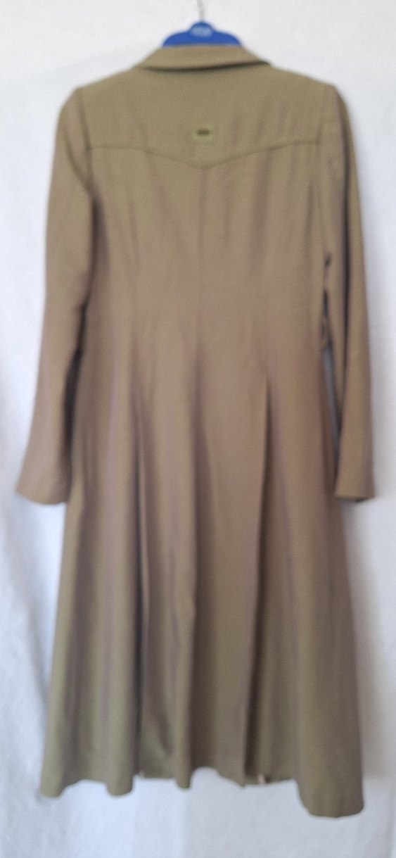 sıfır gibi Kemerli Uzun Kadın kap - Görsel 4