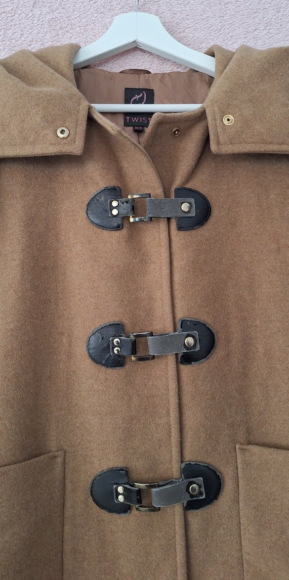 Kapüşonlu Taba Renk Kaban - Görsel 2