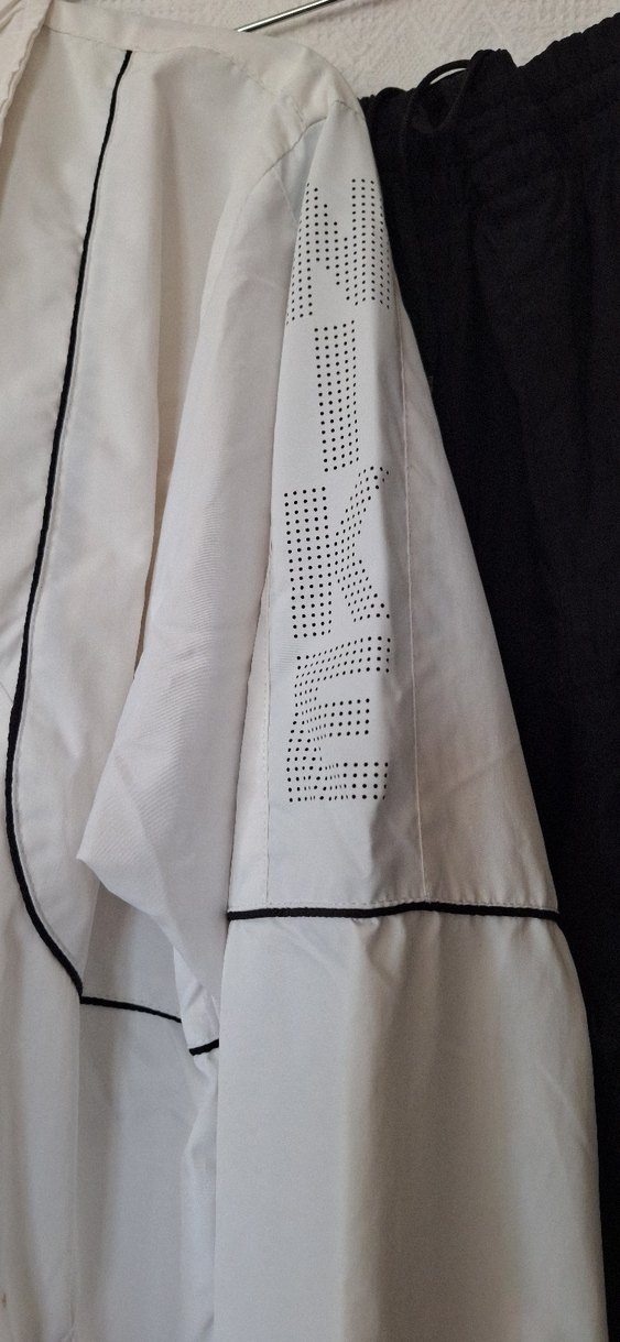 Nike Beyaz Fermuarlı eşofman takımı - Görsel 5