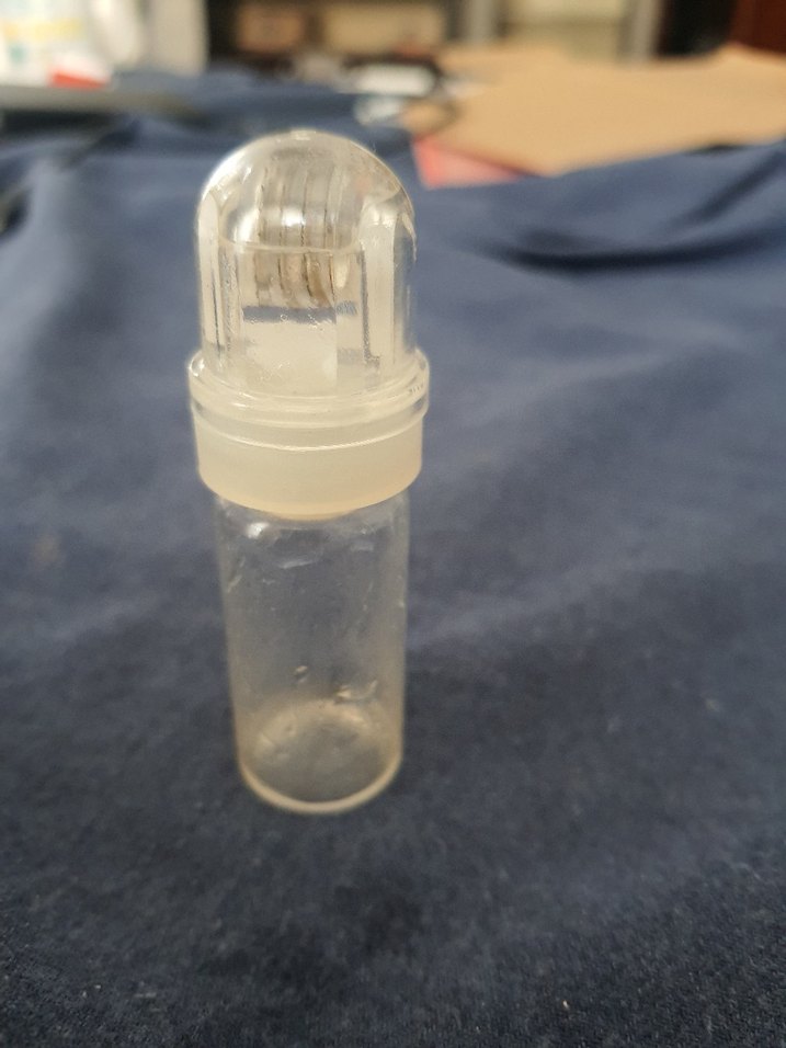 derma roller 0.1mm

altinda biberiye gibi yag koyma bölmesi var. - Görsel 2