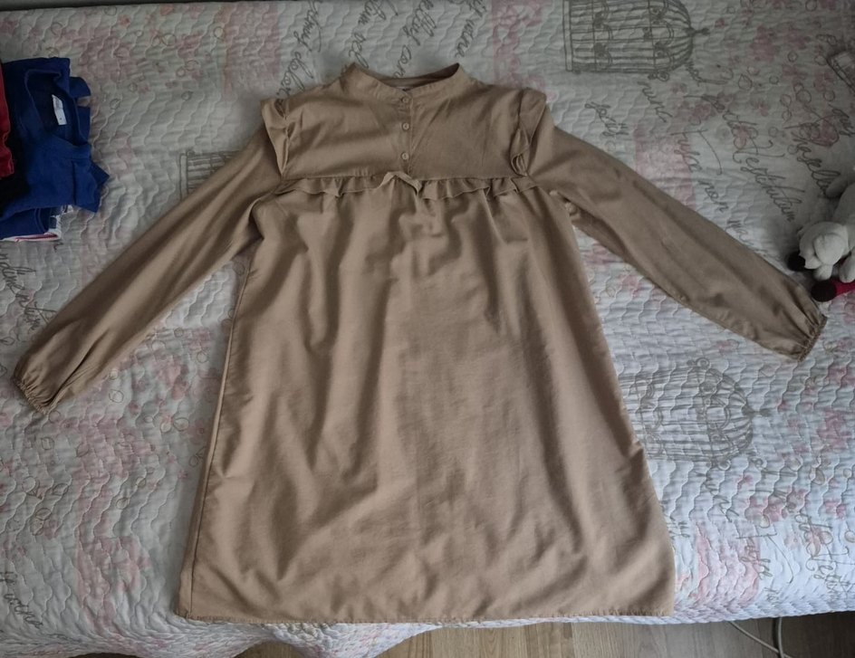 Bej Keten Bluzu, Fırfırlı, Bol Kesim - Görsel 2