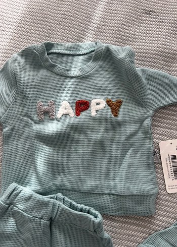 Yeşil Nakışlı Örgü Erkek Bebek Takımı - Görsel 2