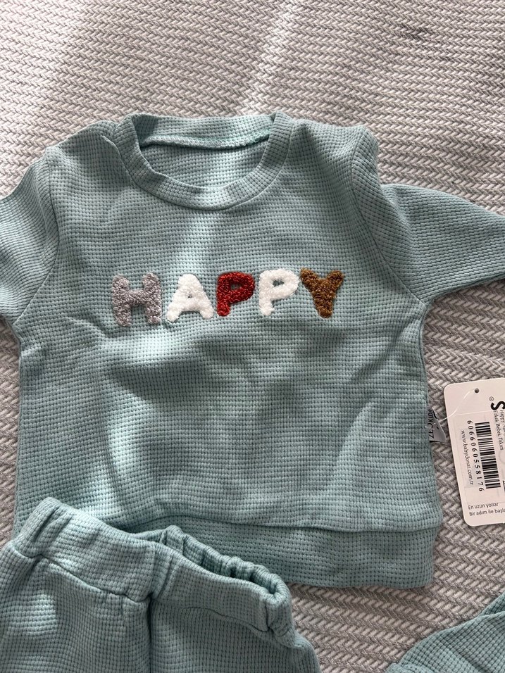 Yeşil Nakışlı Örgü Erkek Bebek Takımı - Görsel 2