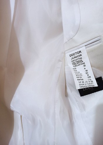 Erkek Çocuk Beyaz Düğmeli Ceket - Görsel 2