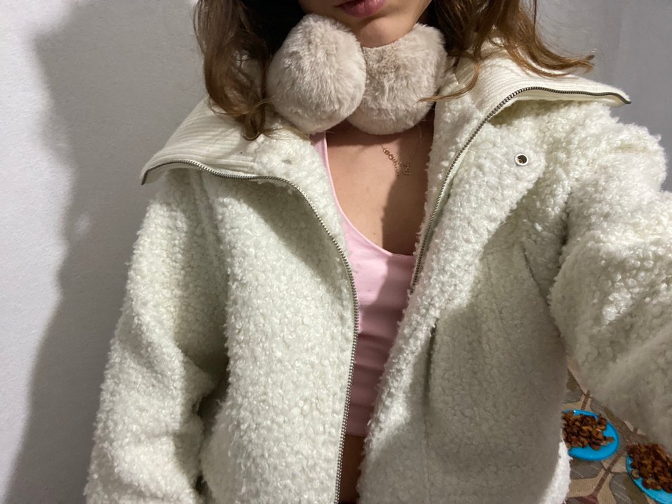 Pull and bear Beyaz Yumuşak Dokulu Kadın mont - Görsel 2