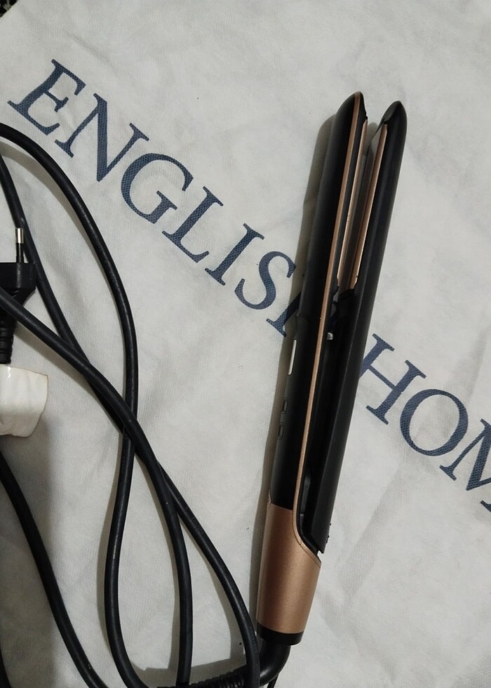 Rowenta saç düzleştiricisi - Görsel 3