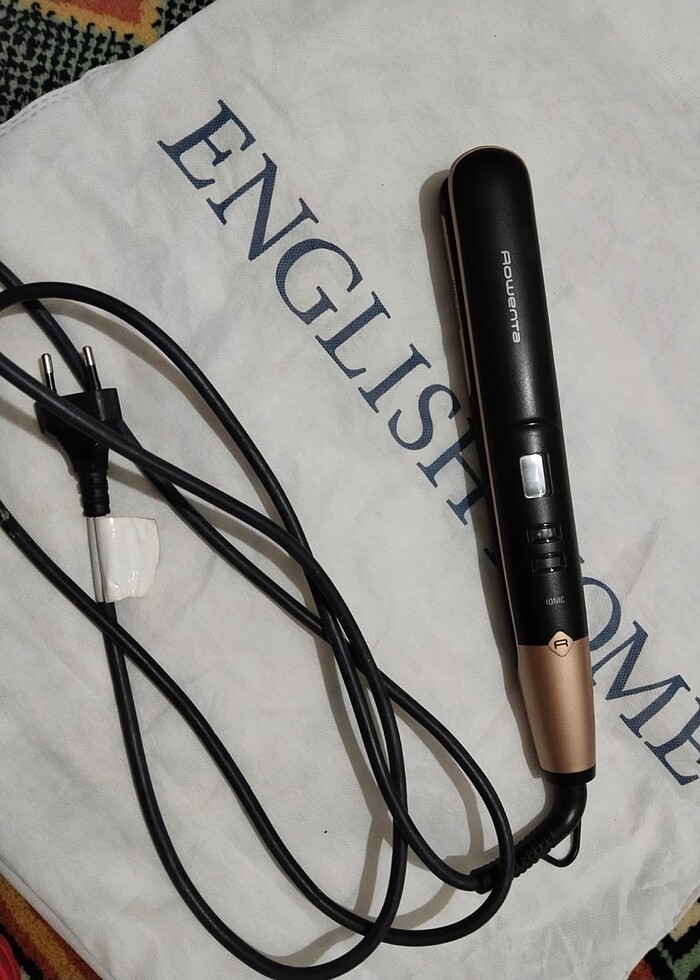 Rowenta saç düzleştiricisi - Görsel 2