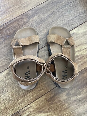 Zara çocuk sandalet 26