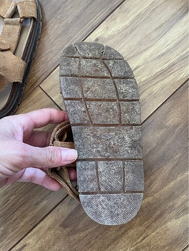 26 Beden Zara çocuk sandalet 26