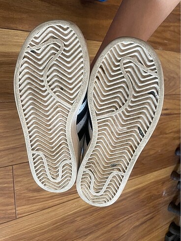 Adidas soor ayakkabı 29 numara - Görsel 6