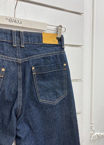34 Beden lacivert Renk ZARA LACİVERT YÜKSEK BEL JEAN