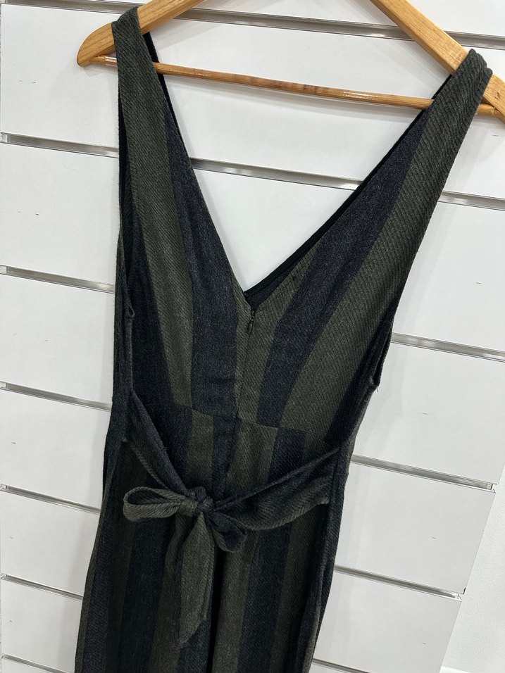 Siyah Çizgili V Yaka Kolsuz Uzun Tulum G183 - Görsel 3