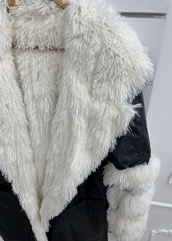 Kürklü Beyaz Kısa Montu G192 - Görsel 2