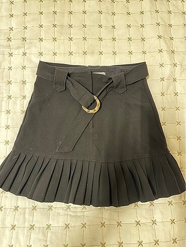 Stradivarius Stradivarius marka siyah mini etek - M beden