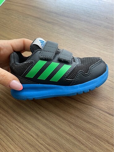 23 Beden Adidas bebek ayakkabı