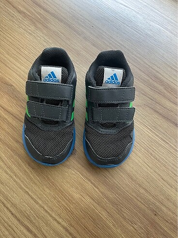 Adidas bebek ayakkabı
