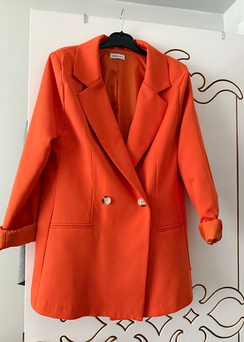 Turuncu Düğmeli Kadın Blazer Ceket