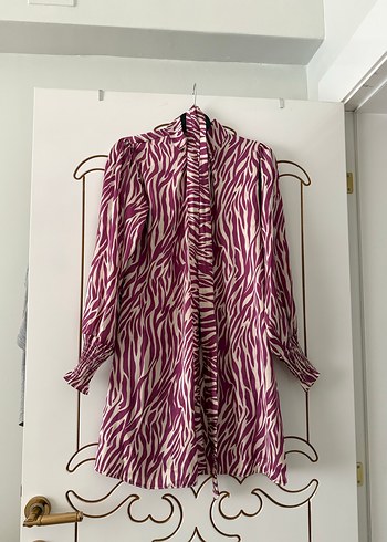 Zebra Desenli Uzun Kollu Mor Pliseli Tunik