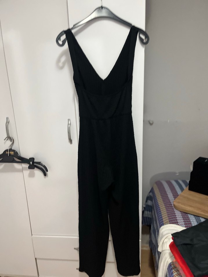 Siyah V Yakalı Uzun Tulum - Görsel 2