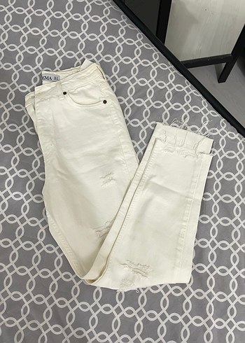 Beyaz Kadın Denim Pantolon - Görsel 3