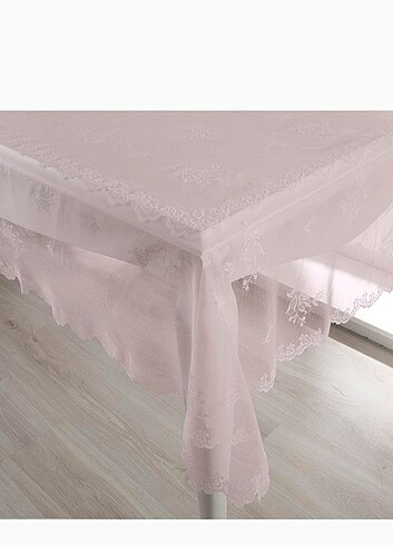 English home dantel masa örtüsü