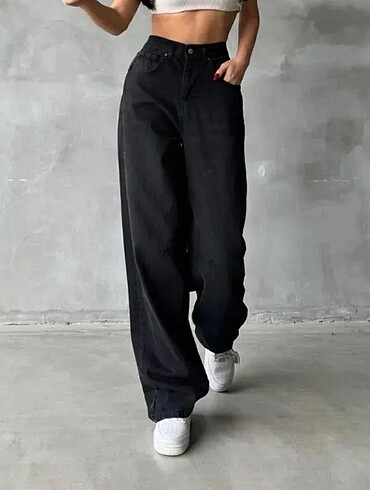 Diğer Kemer Detaylı Siyah Baggy Pantolon