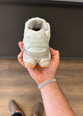 New Balance New Balance 9060 Su yeşili Kadın Spor Ayakkabı