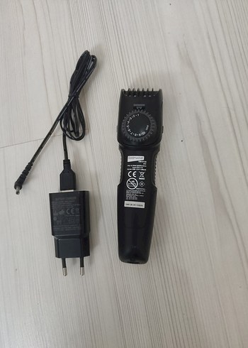 Gri-Siyah Şarjlı Saç Kesme Makinesi - Görsel 2