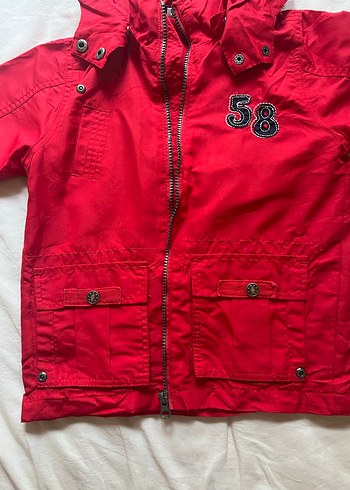 Kapüşonlu Düğmeli Kırmızı Erkek Çocuk Ceket - Görsel 2