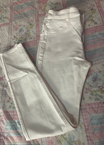 36 Beden Pull and Bear Beyaz Pamuklu Kot Pantolon