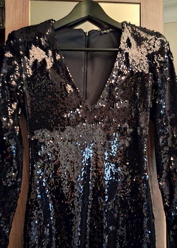 Bershka Siyah Payetli V Yakalı Uzun Kollu Midi Elbise - Görsel 2