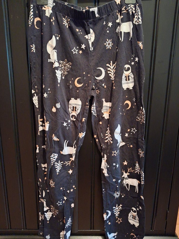 Siyah Desenli Kadın Pijama Takımı - Görsel 2