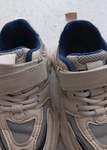 Erkek Çocuk Beyaz Gri Bağcıklı Cırtlı Spor Ayakkabı - Görsel 3