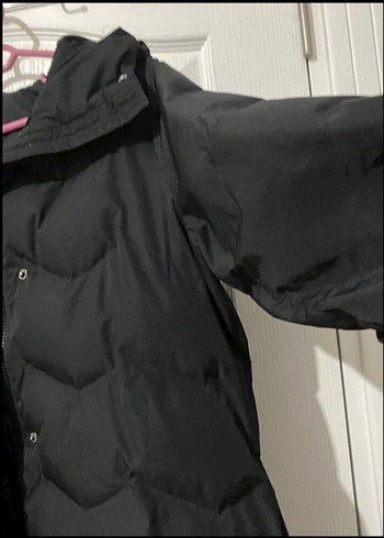 Siyah Uzun Düğmeli Kadın Kışlık Mont - Görsel 4