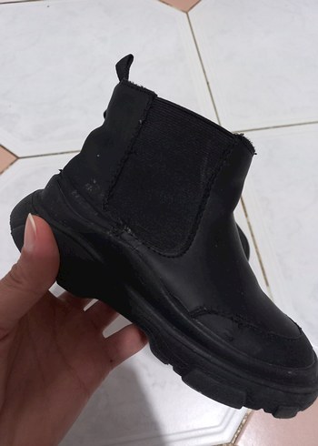 Kız Çocuk Siyah Lastik Bot - Görsel 3