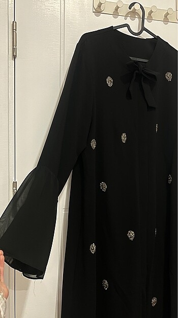 40 Beden Taşlı Abaya