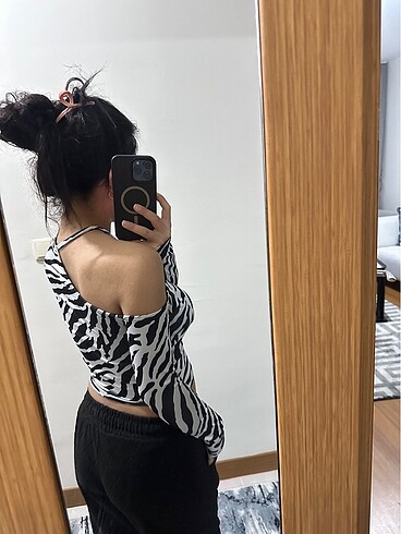 Diğer Omuz dekolteli zebra bluz