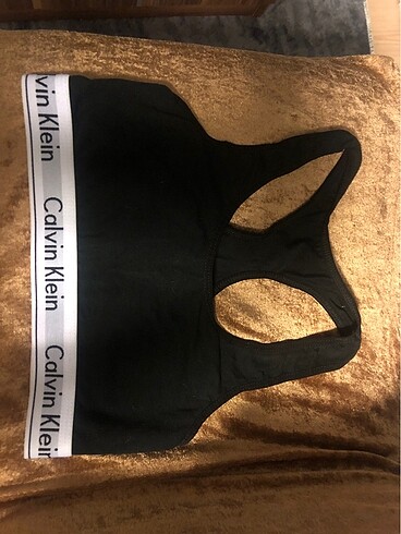 Calvin Klein Sporcu atleti