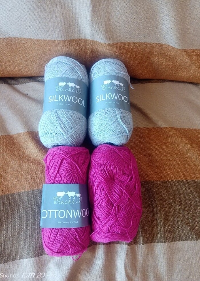 Black Hill marka örgü ipi 100 gr yumak - Görsel 3